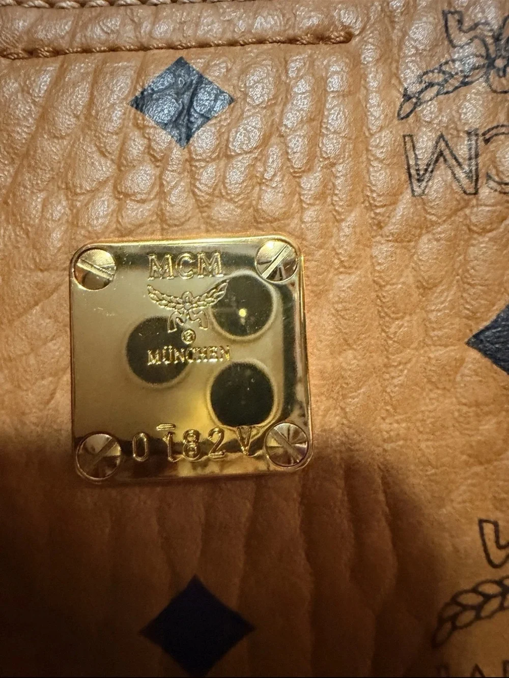 MCM signature visetos